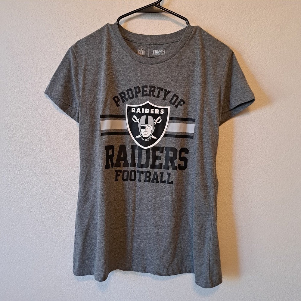 NFL Team Apparel Las Vegas Raiders Heather Gray Graphic T-Shirt Womens Medium